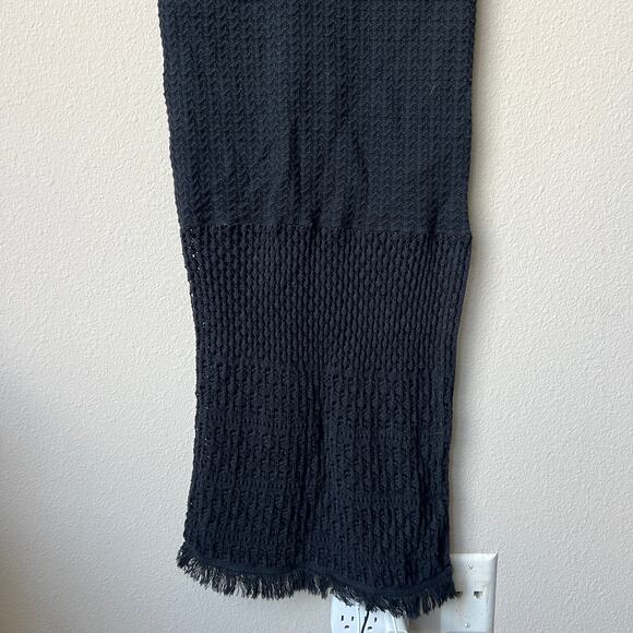 House of Harlow 1960 Black Knit Crochet Fringe Hem Midi Dress - Picture 3 of 7